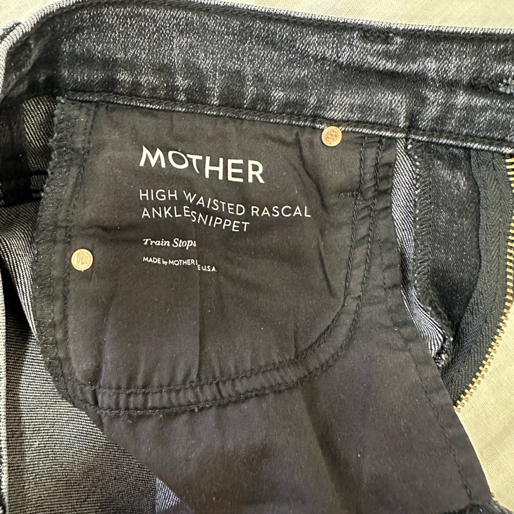 Mother High Waisted Rascal Ankle Snippet Jeans - image 3